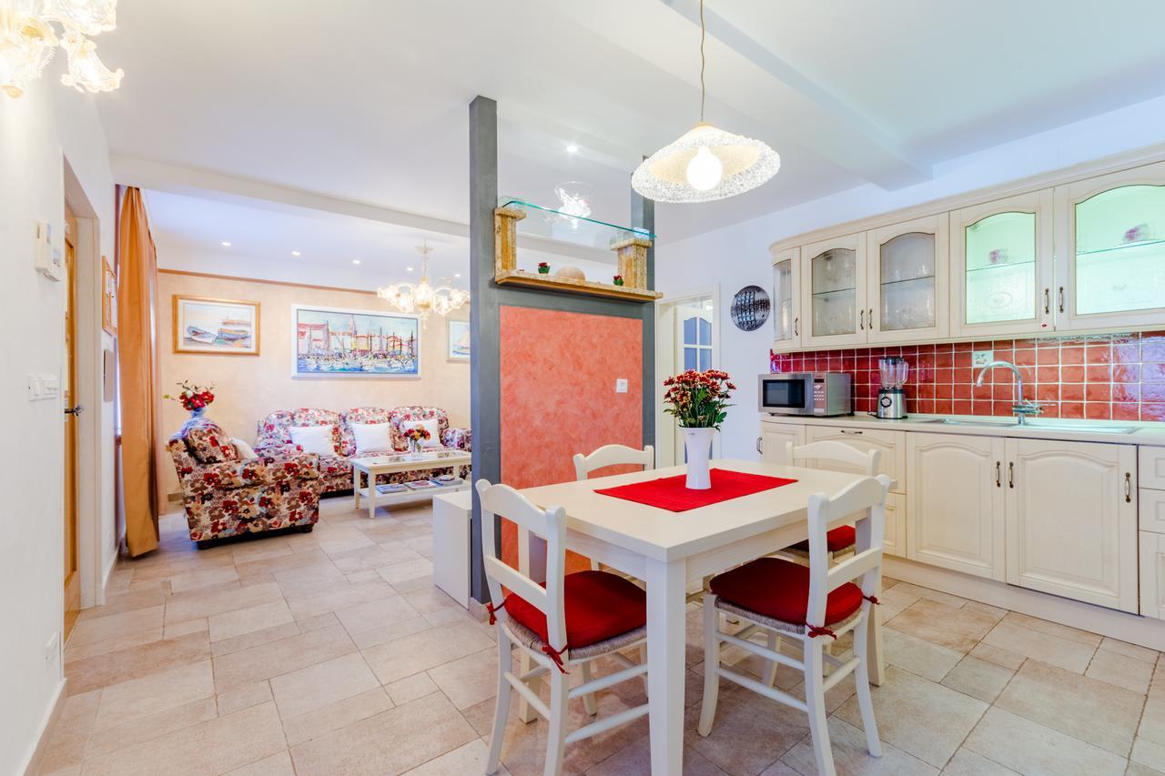 Apartments Villa Camellia - Adults Only スペタル エクステリア 写真