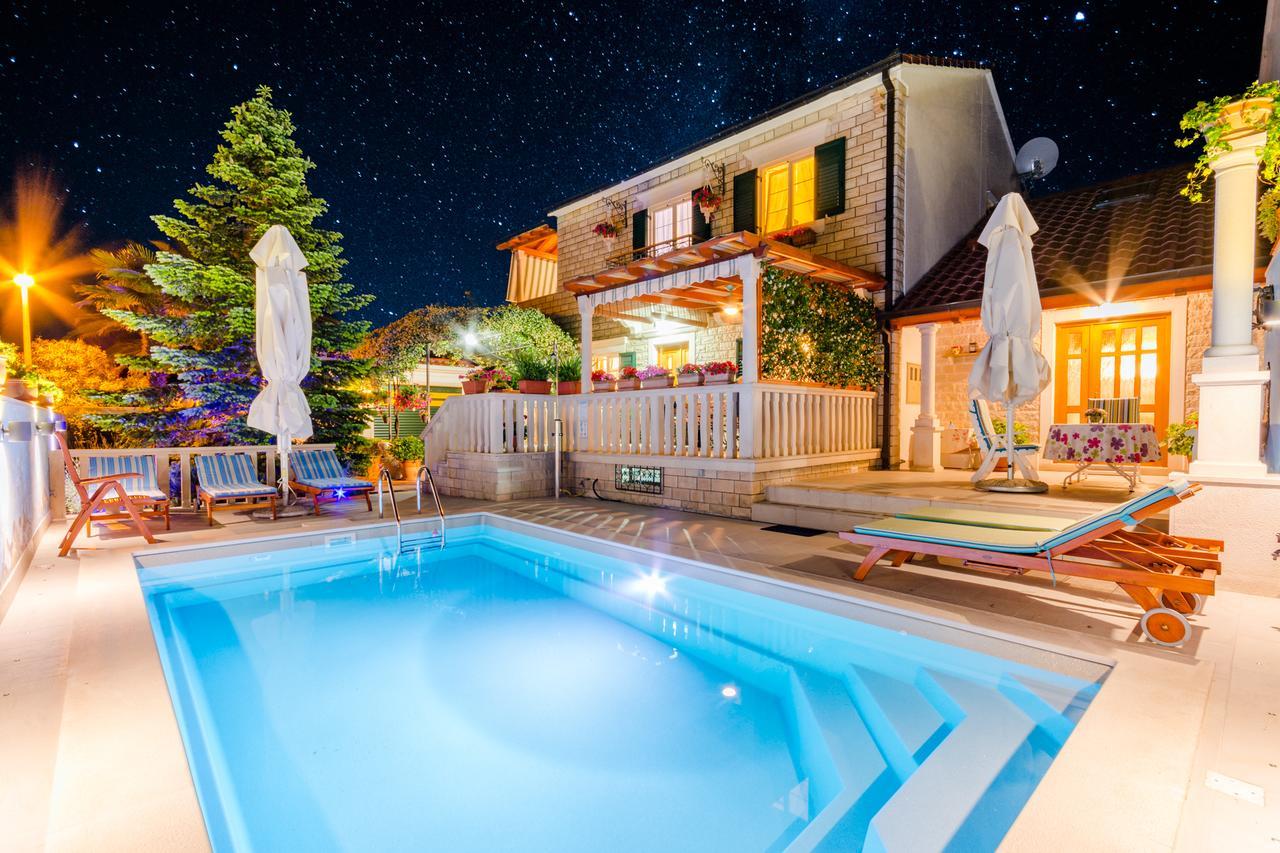 Apartments Villa Camellia - Adults Only スペタル エクステリア 写真