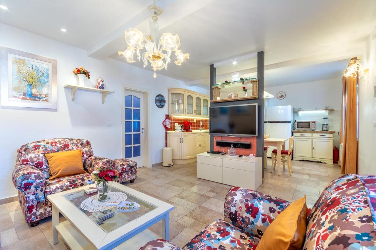 Apartments Villa Camellia - Adults Only スペタル エクステリア 写真